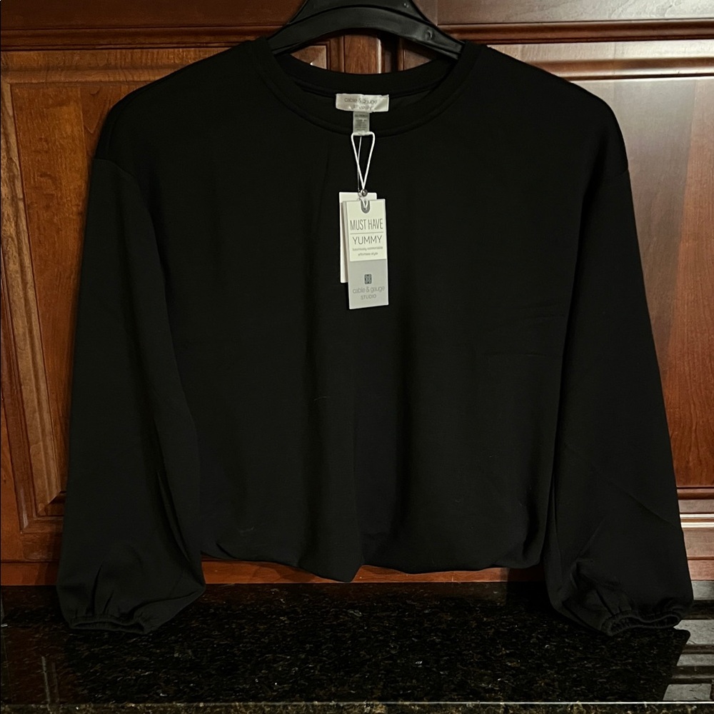 Cable & Gauge Black Women's Jersey Top